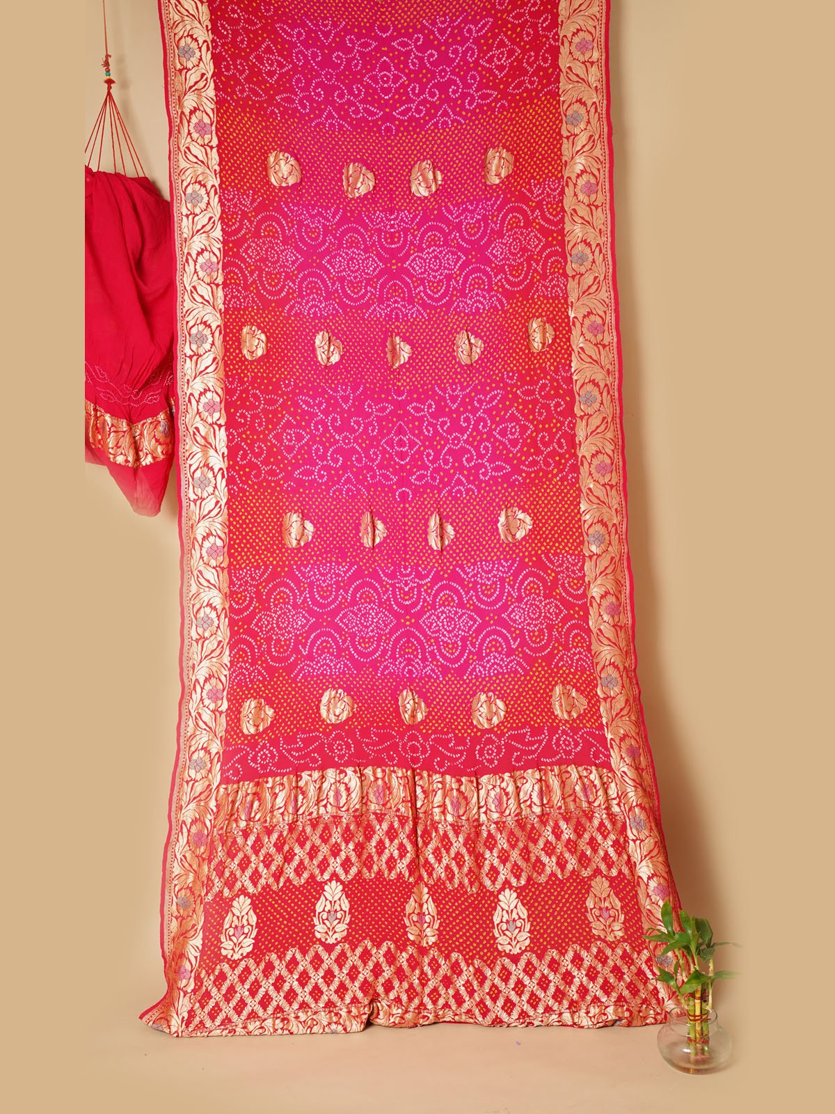 Purple Color Banarasi Handloom Georgette Bandhani Saree – Sankalp The  Bandhej Shoppe